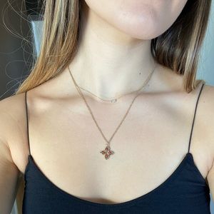 Orange Kendra Scott necklace